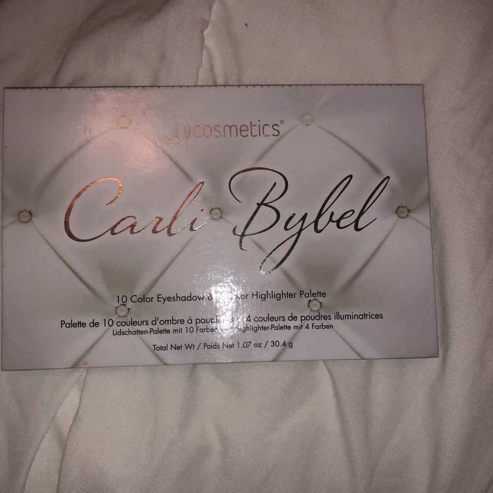 Carli bybel eyeshadow palette